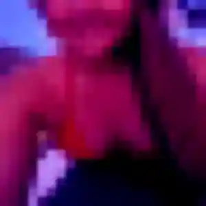 Augustine, 27 ans, connectée à Arpajon pour une rencontre coquine