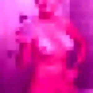 Photo de Alexandra à Auvers-sur-Oise (28 ans) - plan cul gratuit