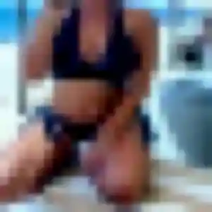 Rejoins Fabienne, 40 ans à Bassens en t'inscrivant