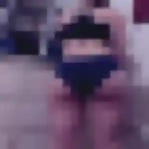 Cindy, 23 ans, dispo pour plan cul à Bougival