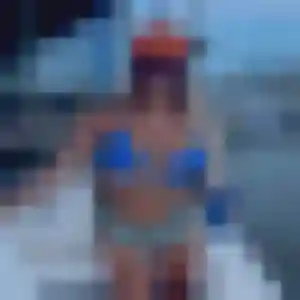 Marie-Pierre, 22 ans, connectée à Bourg-la-Reine pour un plan cul
