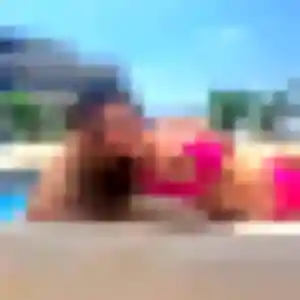Iseult, femme de 24 ans propose plan cul à Cambo-les-Bains