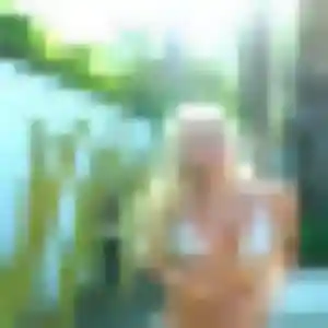 Photo de Dana à Cancale (27 ans) - plan cul discret