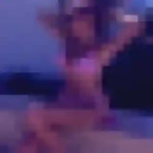 Photo exclusive de Charline, 19 ans à Cassis - plan discret