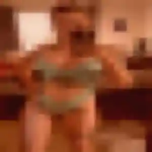 Jeanne, 20 ans, dispo pour plan cul à Chassieu