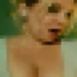 Zineb, fille de 19 ans cherche plan cul à Chiconi