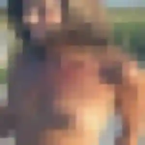 Yael, 20 ans, connectée à Clermont pour une rencontre coquine