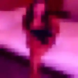 Maya, fille de 33 ans propose plan cul à Dives-sur-Mer