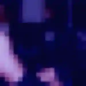 Lola, 20 ans, connectée à Enghien-les-Bains pour un plan cul