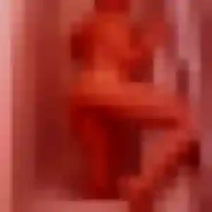 Découvre Louisa, 30 ans à Évreux en privé