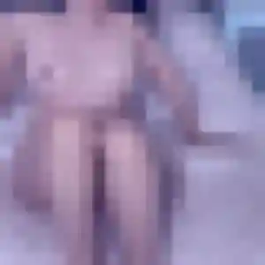 Rejoins Veronique, 24 ans à Foix en privé