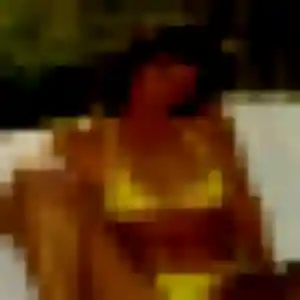 Zina, 30 ans, en ligne à Haubourdin pour une rencontre coquine