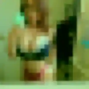 Melodie, fille de 25 ans cherche plan cul à Issy-les-Moulineaux