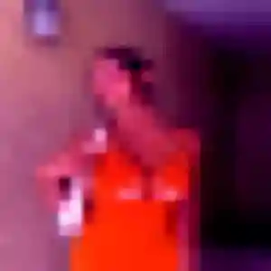 Giulia, femme de 31 ans veut plan cul à Juvignac