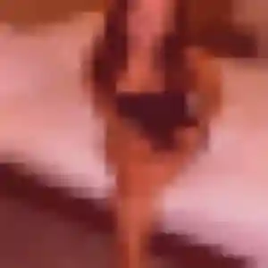 Découvre Coralie, 27 ans à La Ciotat en privé