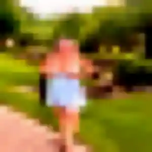 Emmanuelle, femme de 29 ans propose plan cul à Lardy