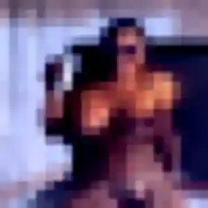 Sexy Laura, 25 ans à Le Plessis-Trévise - voir sa photo