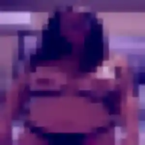 Vera, 21 ans, cherche un plan cul à Le Raincy