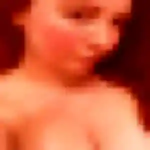 Mathilde, femme de 26 ans cherche plan cul à Le Tampon