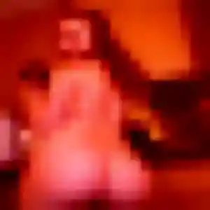 Vicky, 25 ans, disponible à Les Avirons pour un plan cul