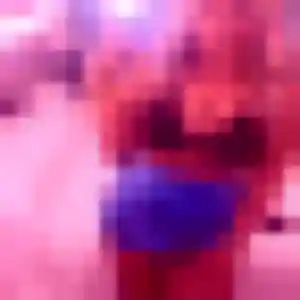 Elvire, 21 ans, en ligne à Mamoudzou pour une rencontre coquine