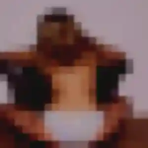 Sexy Anne-Charlotte, 24 ans à Mantes-la-Ville - la contacter