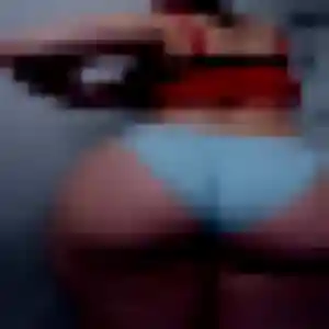Viviane, femme de 35 ans propose plan cul à Maurepas