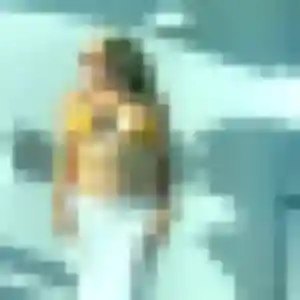 Gwenaelle, 20 ans, connectée à Oignies pour un plan cul