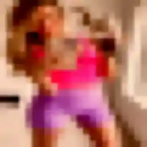 Celia, 20 ans, connectée à Passy pour une rencontre coquine