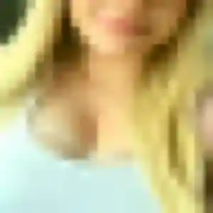 Capucine, 20 ans, cherche un plan cul à Péronnas