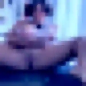 Sofia, 33 ans, dispo pour plan cul à Petit-Caux