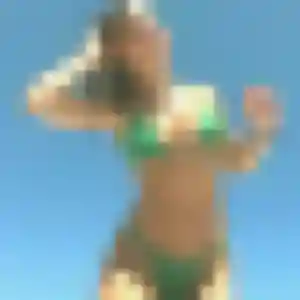 Belle Azalee, 32 ans à Pignan - voir sa photo