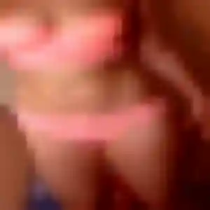 Chiara, 21 ans, disponible à Plouay pour une rencontre coquine
