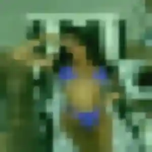 Photo exclusive de Benedicte, 38 ans à Pointe-Noire - plan discret