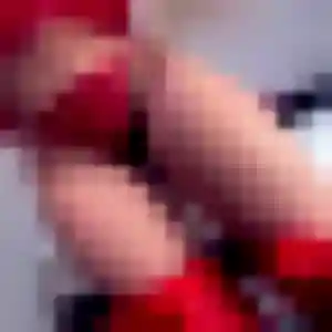 Photo de Noura à Poitiers (21 ans) - plan cul anonyme