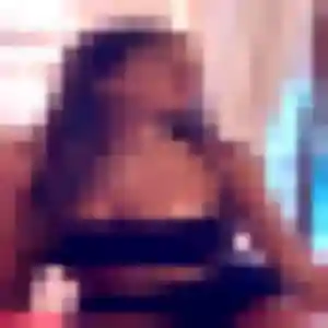 Salome, 41 ans, en ligne à Quincy-sous-Sénart pour une rencontre coquine