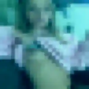 Oriane, femme de 24 ans veut plan cul à Riom