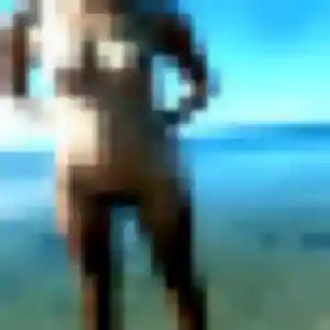 Charmante Nadia, 20 ans à Roquebrune-Cap-Martin - la contacter