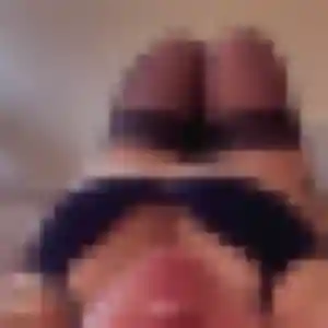 Nora, 35 ans, en ligne à Roquemaure pour une rencontre coquine
