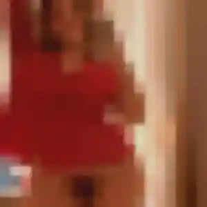 Noemie (24 ans) à Roussillon cherche un plan cul aujourd'hui
