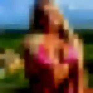 Photo privée de Adelaide, 31 ans à Saint-Cyprien - plan discret