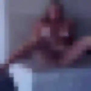 Alicia, fille de 29 ans cherche plan cul à Saint-Galmier