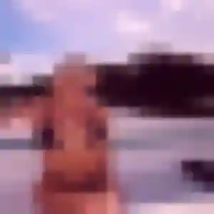 Sexy Anne-Charlotte, 33 ans à Saint-Gilles - découvrir son profil