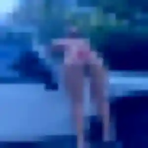 Rejoins Naomi, 29 ans à Saint-Gilles-Croix-de-Vie en privé