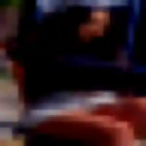 Découvre Alessandra, 23 ans à Saint-Martin-la-Pallu en privé