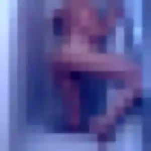 Flavie, 24 ans, en ligne à Saint-Maximin-la-Sainte-Baume pour un plan cul