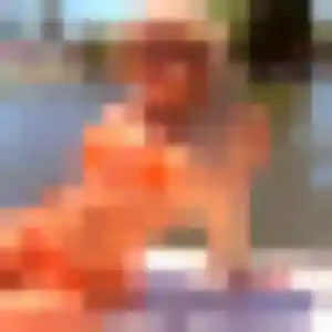 Charmante Capucine, 23 ans à Saint-Quentin - voir sa photo