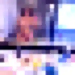 Dounia, 21 ans, connectée à Saint-Yrieix-la-Perche pour une rencontre coquine