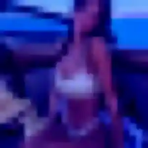 Veronique, 37 ans, dispo pour plan cul à Salon-de-Provence