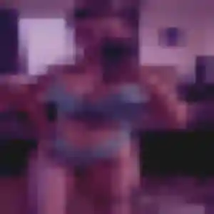 Joanne, 26 ans, dispo pour plan cul à Scaër